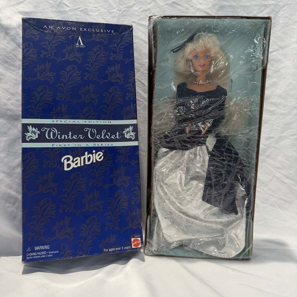 Mattel Barbie Winter Velvet Special Edition Avon Barbie Doll 12in 1995‎